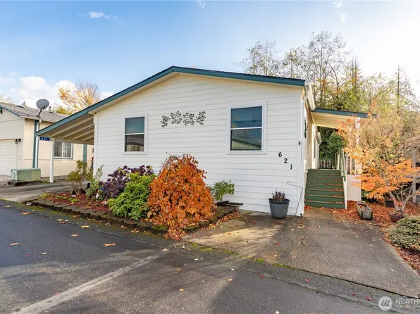 621 NE Saturn Lane, Bremerton, WA 98311