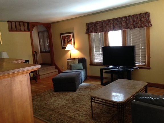 4th image of 2406 N Havenwood Dr