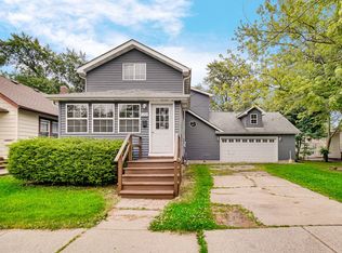 152 S Union St, Crown Point, IN 46307