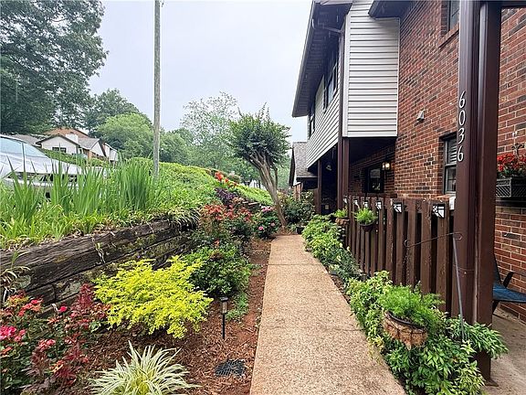 5th image of 6036 Wintergreen Rd
