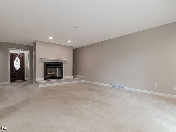 4th image of 8498 Seaton Pl