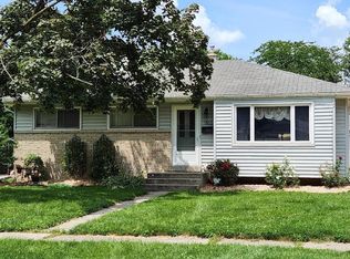 1500 Pine St, Waukesha, WI 53188