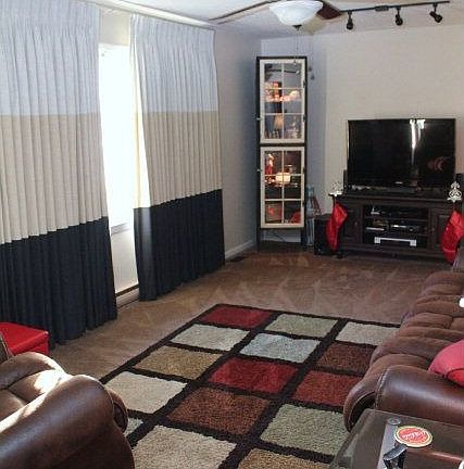 2nd image of 307 Laurel Dr