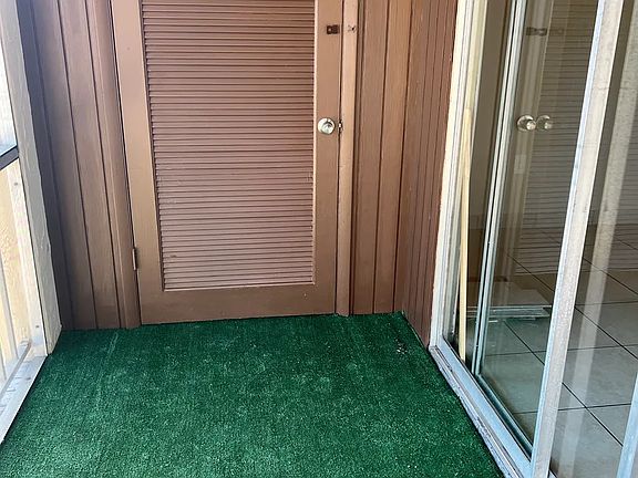 5th image of 6120 Hill Dr E #205