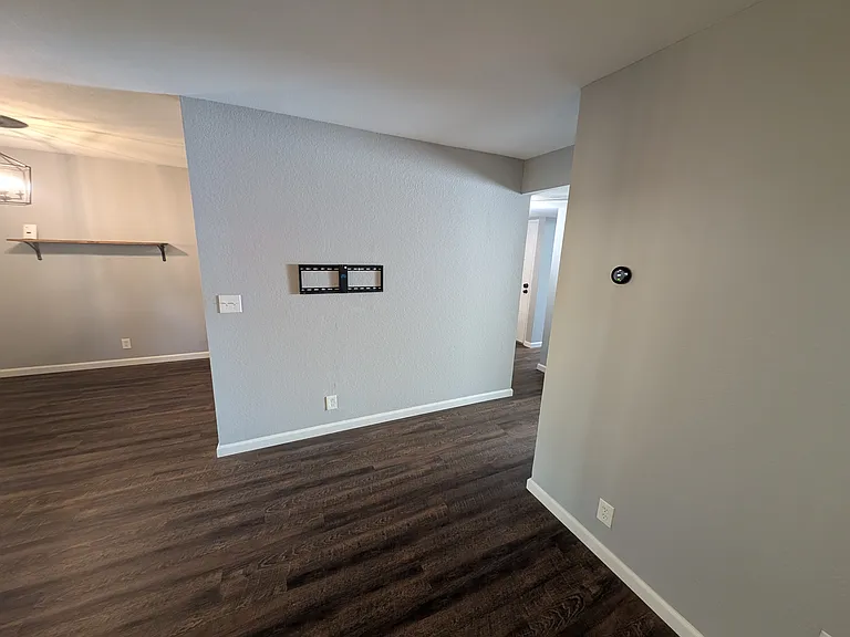 773 Center Ave — Photo 12