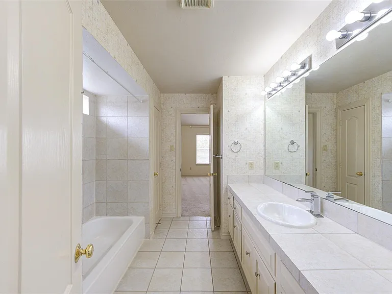 1502 Ashbury Park Ln — Photo 39