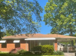 4822 Imperial Ter, Louisville, KY 40216