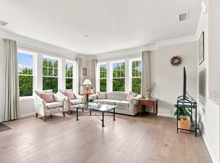 4 Francis Dr #412, Andover, MA 01810