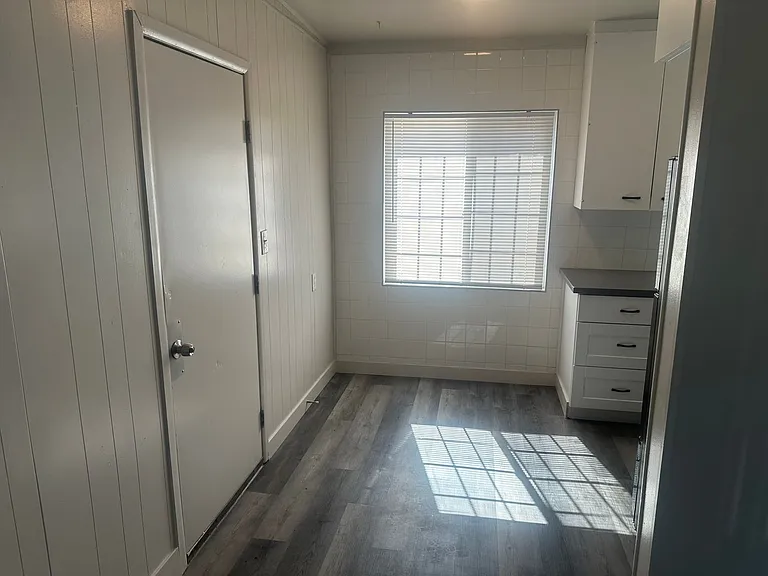 1315 Oakwood Ave — Photo 18