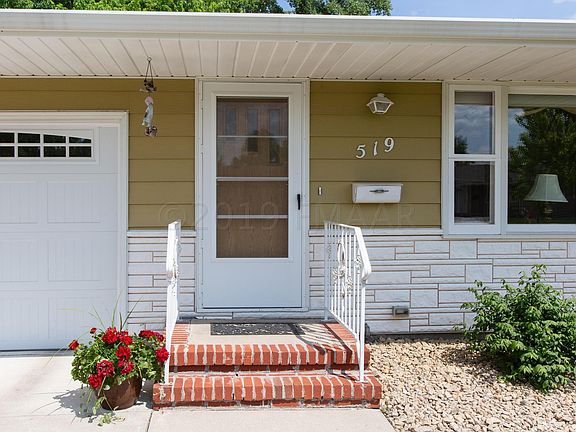 3rd image of 519 3rd St E