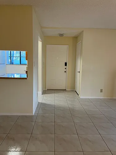 2753 S Oakland Forest Dr #102 Photo 1
