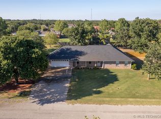 204 Kelly Ln, Ardmore, OK 73401