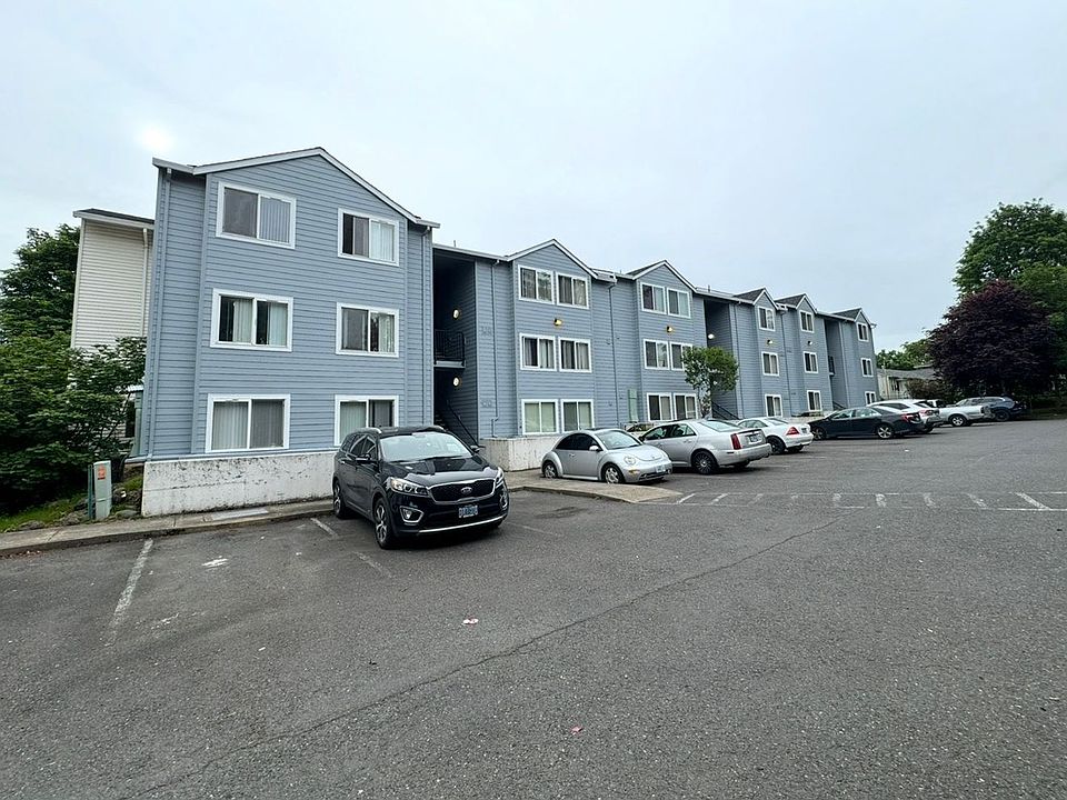 1st image of 5702-5710 NE Prescott St #24