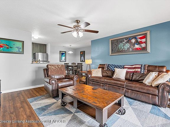 5th image of 12947 Townsend Dr APT 412