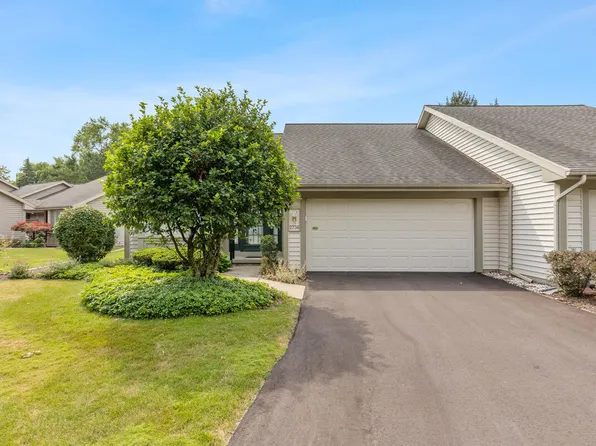 2736 Mulford Dr SE, Grand Rapids, MI 49546
