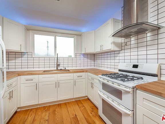 4th image of 207 E Avenue 31