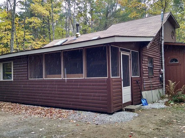 1389 Passaconaway Rd, Albany, NH 03818