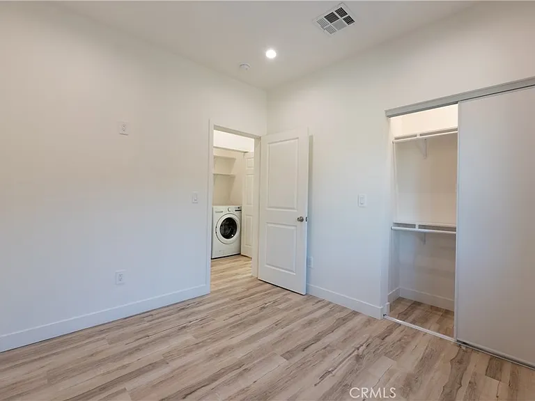10421 Amigo Ave — Photo 10