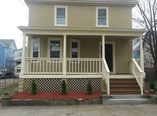98 Clarence St, Providence, RI 02909