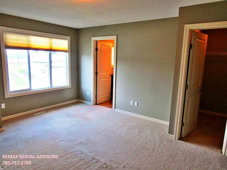 8705 180a Ave NW — Photo 8