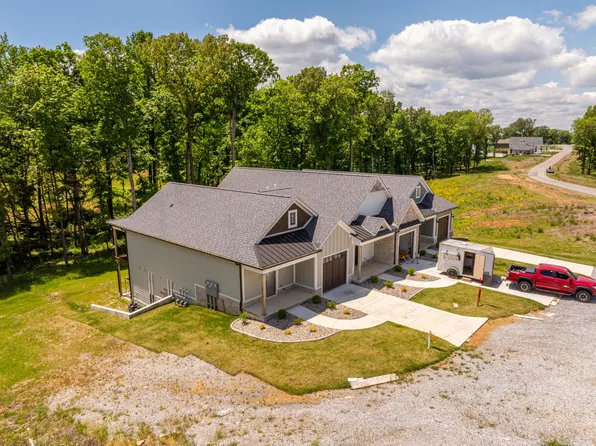 757 Eagle Point Dr, Grand Rivers, KY 42045