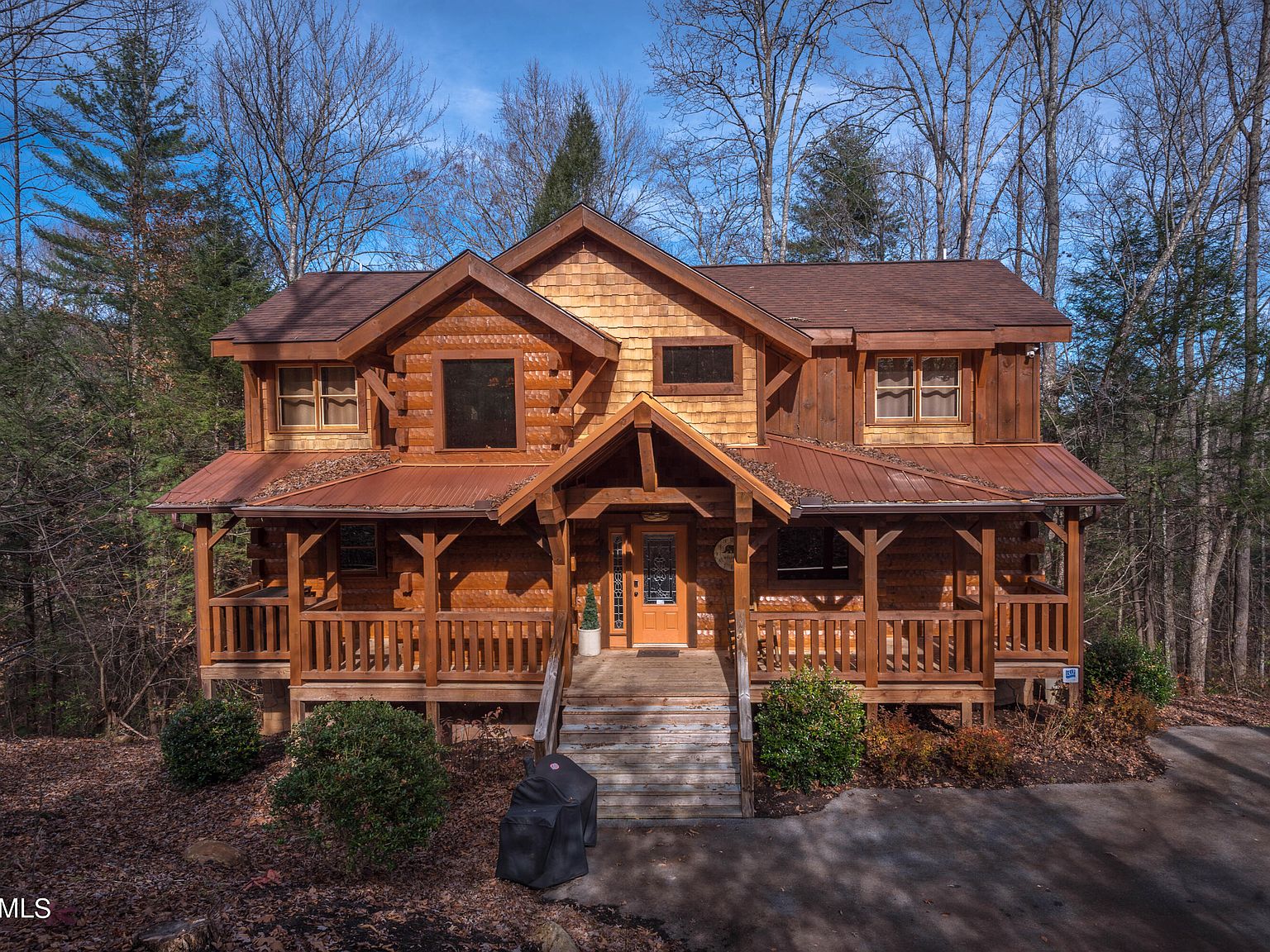 2735 Owls Cove Way, Sevierville, TN 37862 | Zillow