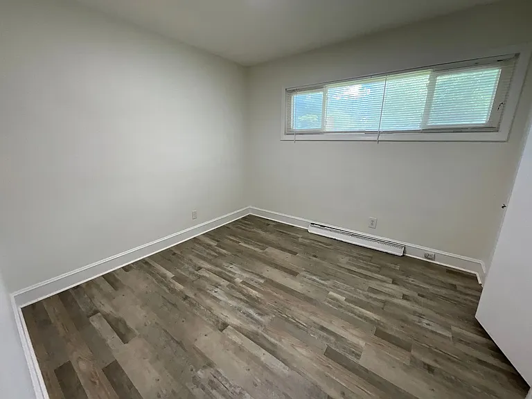 4026 Sedgewood Ln — Photo 13