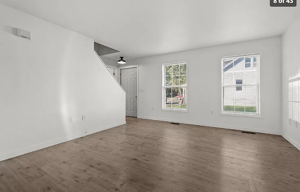 6 bed, 2.5 bath, 1852 sqft, $2,450 — Photo 2