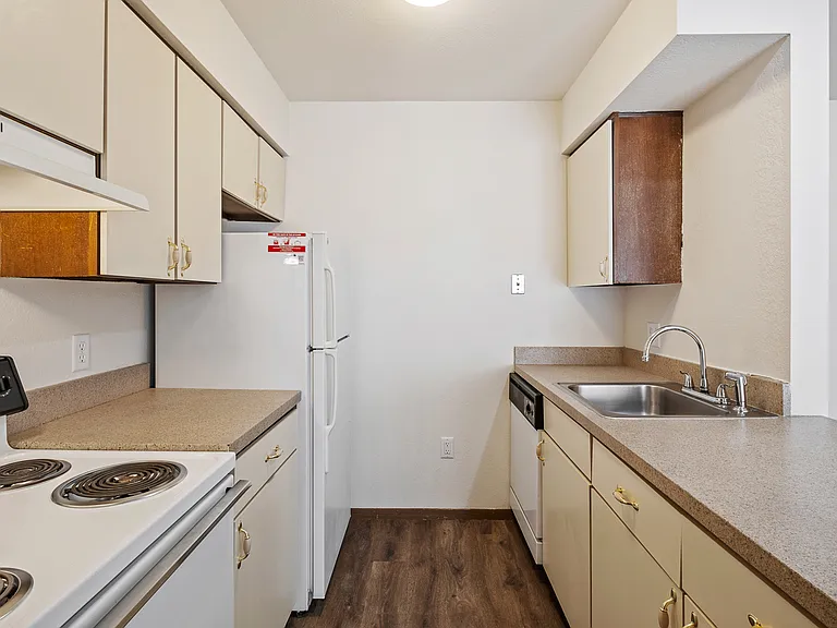 3790 Whispering Way Dr SE — Photo 20