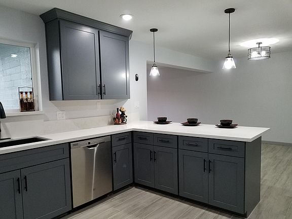 5th image of 432 E Cornell Dr