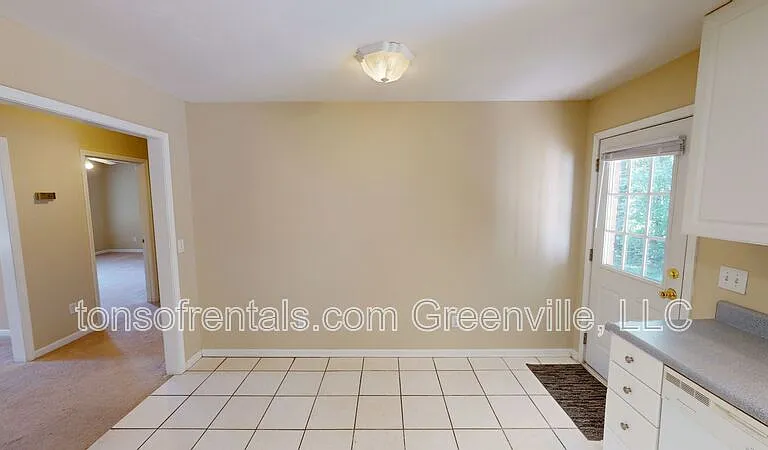 863 McAbee Rd — Photo 5