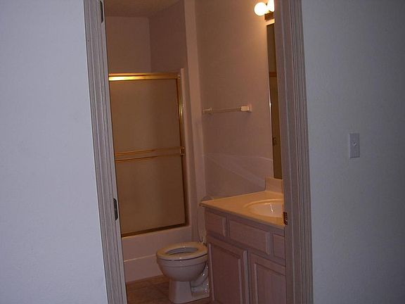3rd image of 1289 NW Phelps Ct