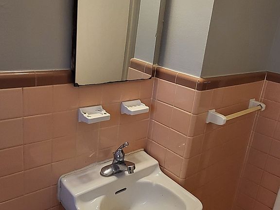 1000 Stratford 2_04052023