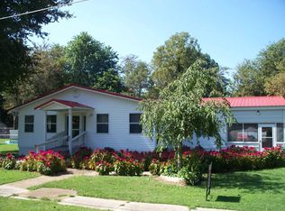 54 N Locust St, Reyno, AR 72462