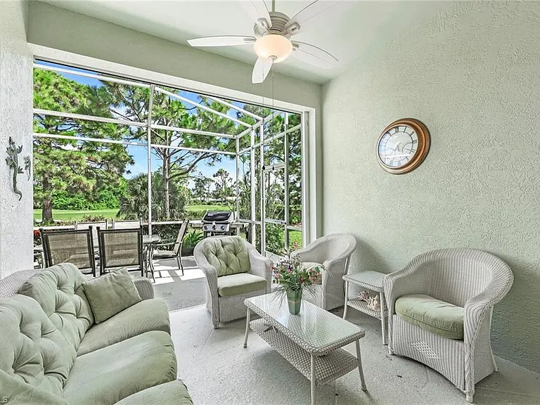 26409 Clarkston Dr — Photo 15