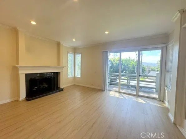 12 Highland Vw, Irvine, CA 92603