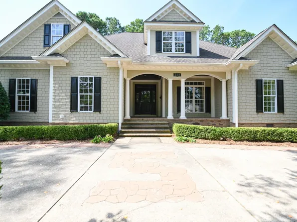 319 Main St, Benson, NC 27504