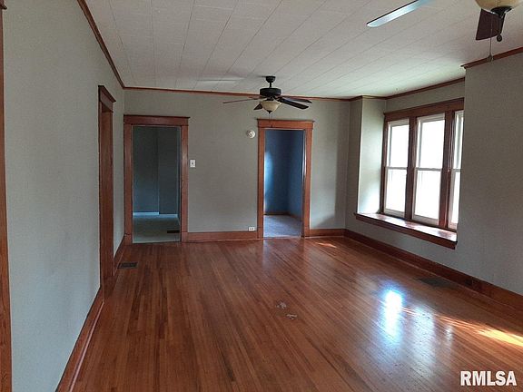 2nd image of 304 N 7th St