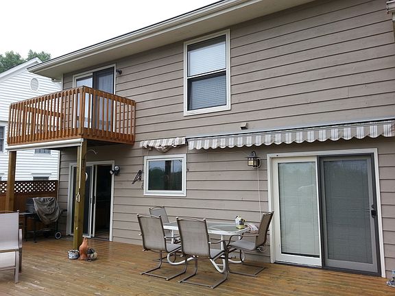 2nd image of 418 Jennifer Ln