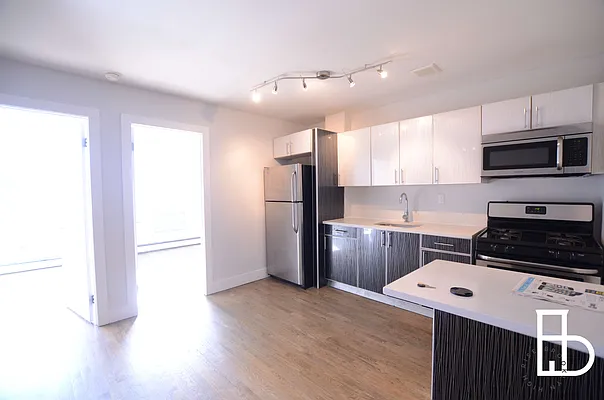 Rented by Miron Realty Group | media 1