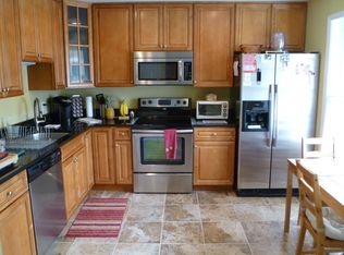 7932 Birchtree Ct, Springfield, VA 22152