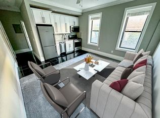 18-25 Ditmars Blvd #4C, Astoria, NY 11105