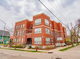 280 Division St APT 205, Madison, WI 53704