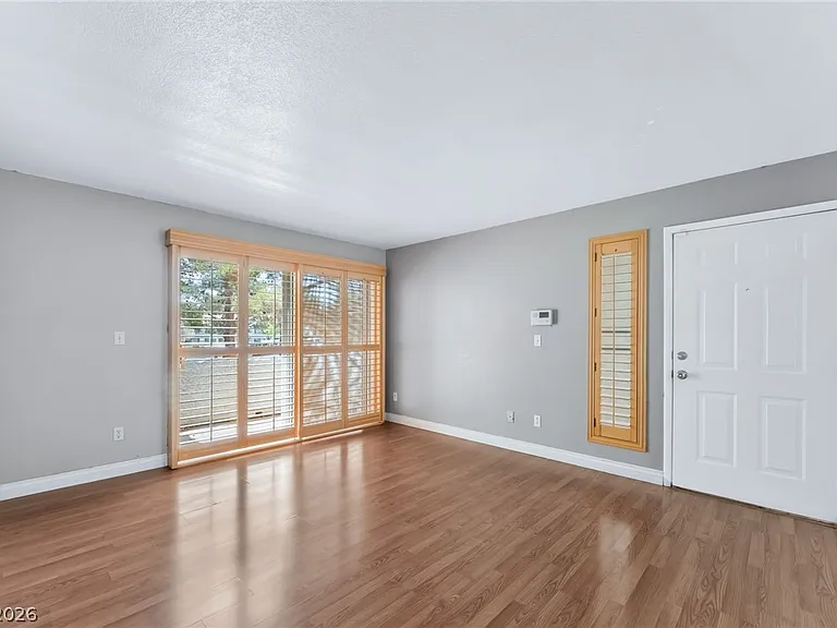 3125 Casey Dr #202 — Photo 4