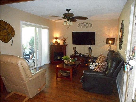 4th image of 506 Driftwood Cir W