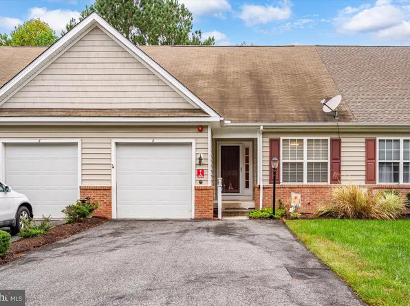 8 Tanglewood Ct, Ocean Pines, MD 21811