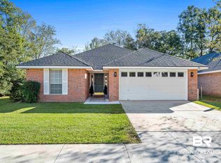 142 Kemper Ln, Fairhope, AL 36532