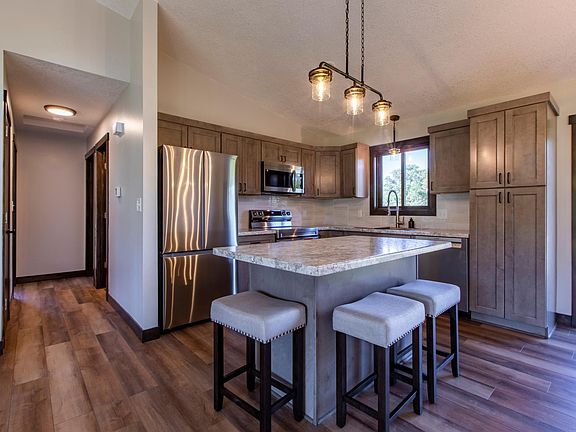 4th image of 5897 Woodrose Ct SE