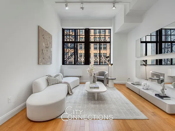310 E 46th St APT 11D, New York, NY 10017