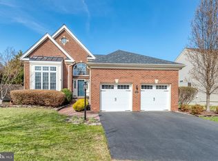 15220 Fog Mountain Cir, Haymarket, VA